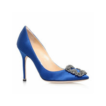 Manolo Blahnik Satin Hangisi Pumps 105 - BEAUTY BAR